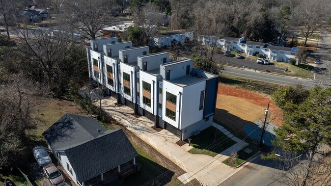 Photo - 3521 Avalon Ave