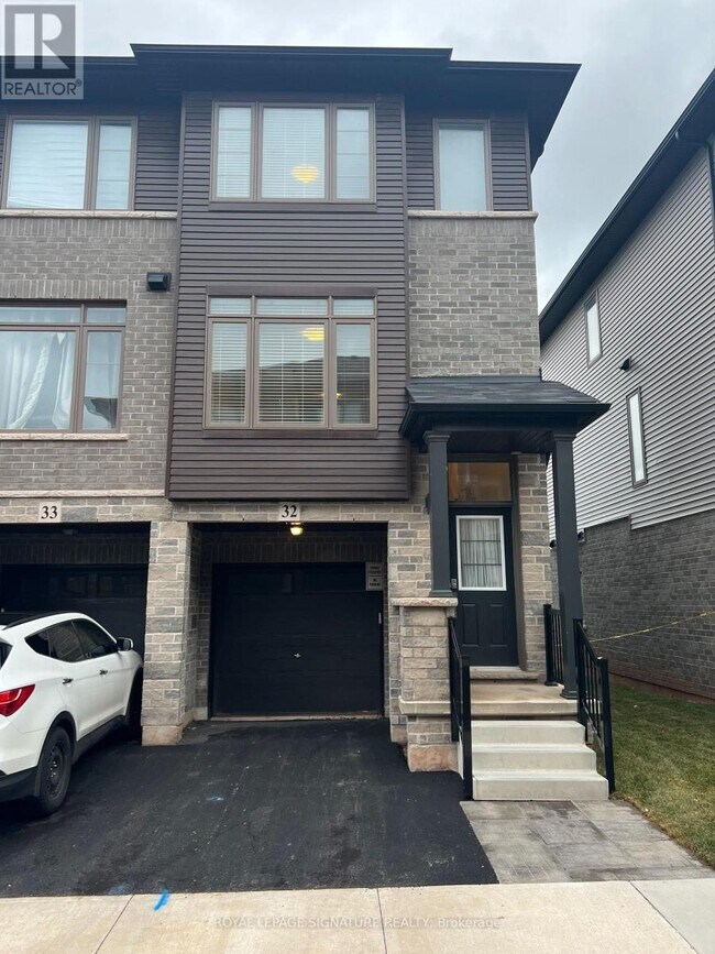 Photo - 575 Woodward Ave