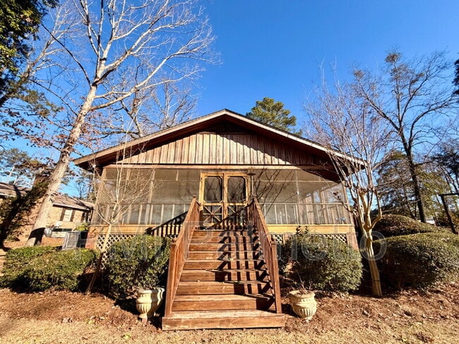 Photo - 222 Indian Creek Cir