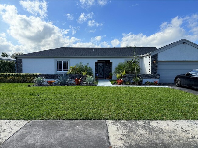 Photo - 15730 SW 152nd Ave Casa