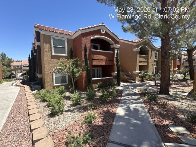 Building Photo - 1 Bedroom Condo on First Floor! Unit 1017 Bld3