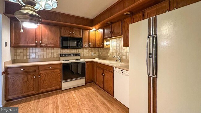 109 VALLEY GREENE Cir