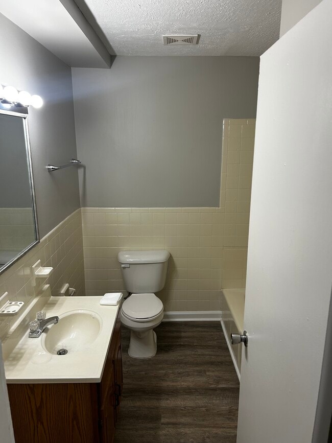 Photo - 250 Herndon St Unit 2
