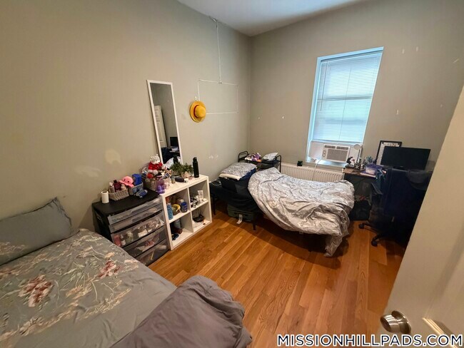 Photo - 301-305 Dudley St. Unit 3