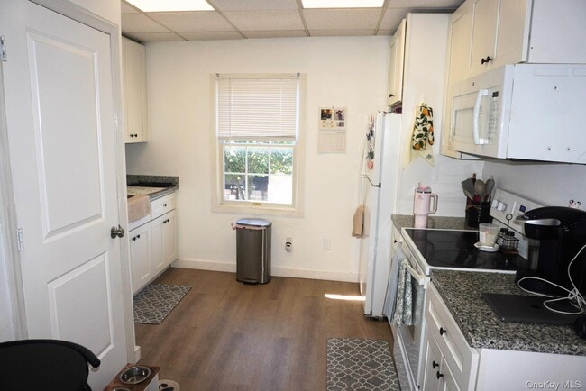Photo - 63 Grand Ave Apartamento Unidad 1A