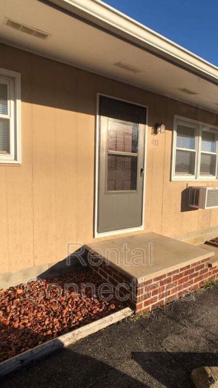 Photo - 400 E College St Unit ,