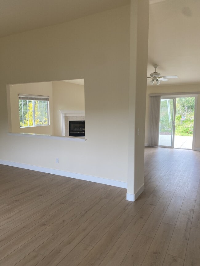 Photo - 1794 Pomeroy Rd