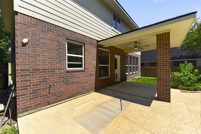102 N Queenscliff Cir