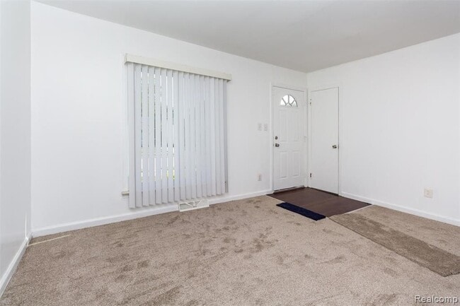 Photo - 21503 Eastwood Blvd