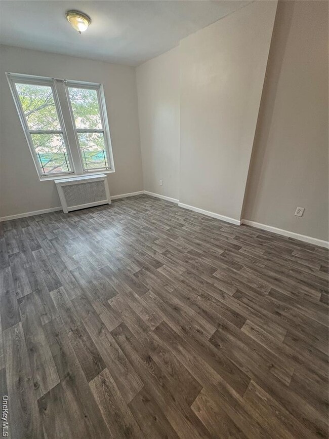 Photo - 11-05 Cypress Ave Unit 2