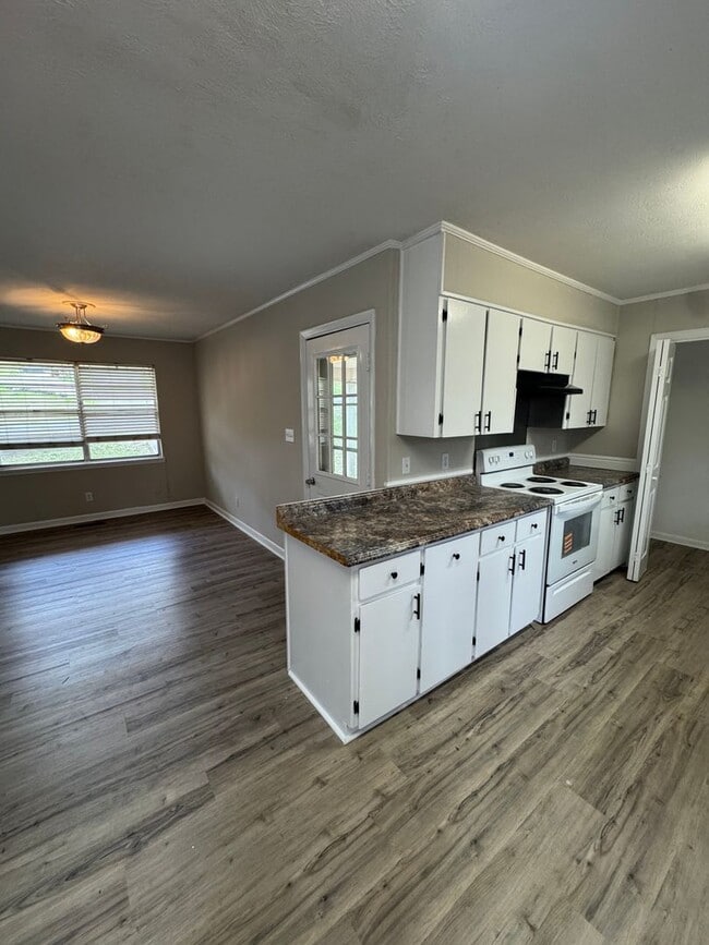 Photo - 6332 Winwood Dr