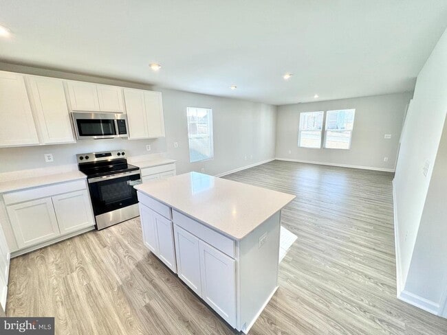 Photo - 95 Maben Hill Ln