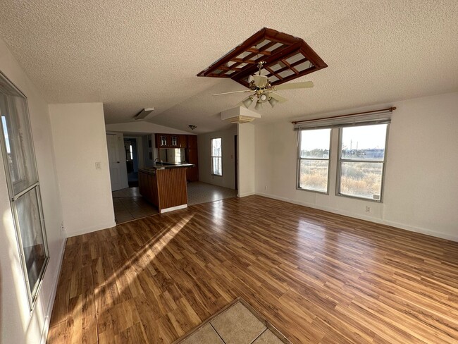 Photo - 3 bedroom 2 bathroom Single-wide available for rent in Farmington