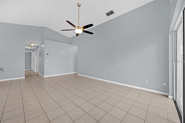 Photo - 7712 Water Oak Ct