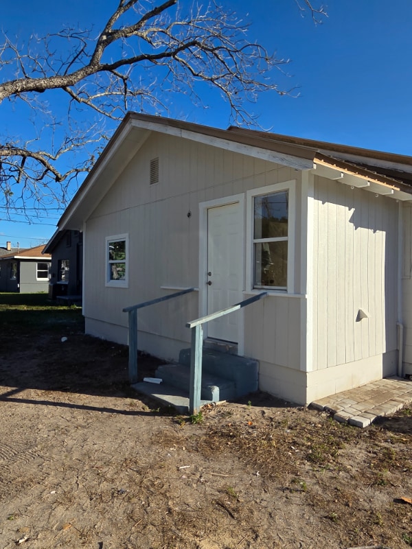 Photo - 1102 E Canal St