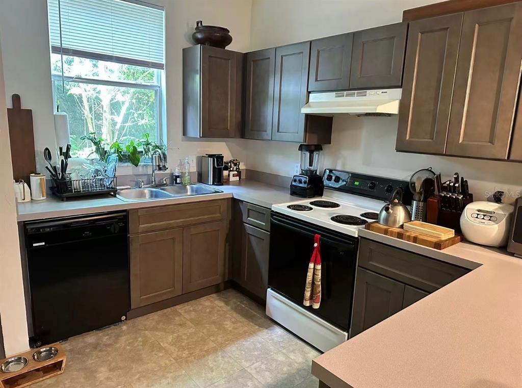 Photo - 3940 SW 20th Ave Unit 1107