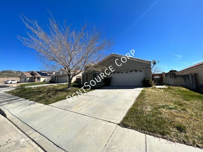 Photo - 3424 Amber St