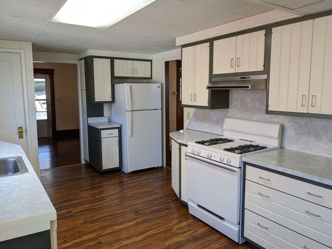 Photo - Nice 3 BR, 1 Bath House for Rent