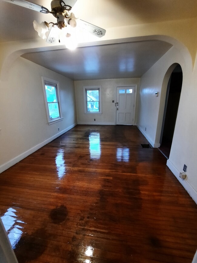 Living Room - 1776 Dixdale Ave