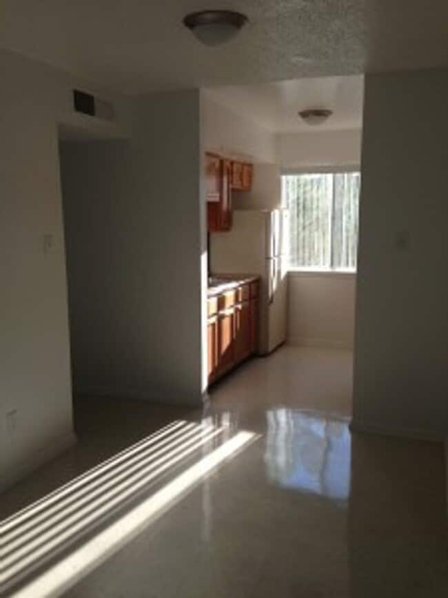 Photo - Greenbriar Manor Apartments