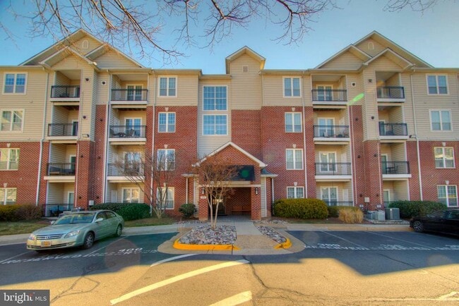 Building Photo - 1591 Spring Gate Dr. Unit 3406