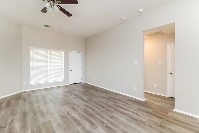 Photo - 1206 Beacon Hill Dr