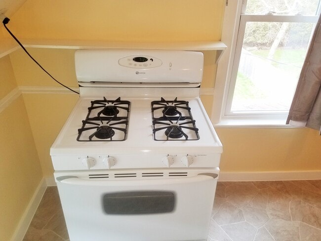 Cooking with gas! - 2106 Folger Ct Unidad 2106