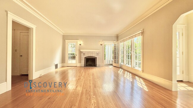 Photo - Elegant Piedmont Mediterranean Bungalow Home