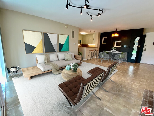 Photo - 6375 Green Valley Cir Unidad 104