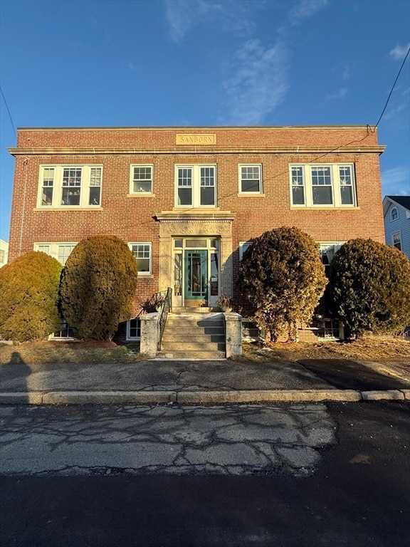 Building Photo - 21 Sanborn St Unit 5