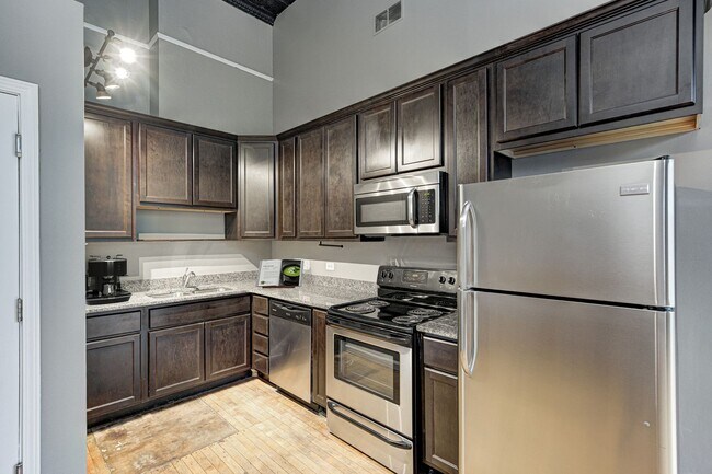 Photo - Five Twenty Virginia