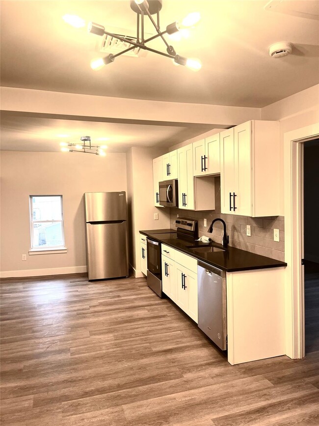 Photo - 7 S Clinton St Unit 7SC-2