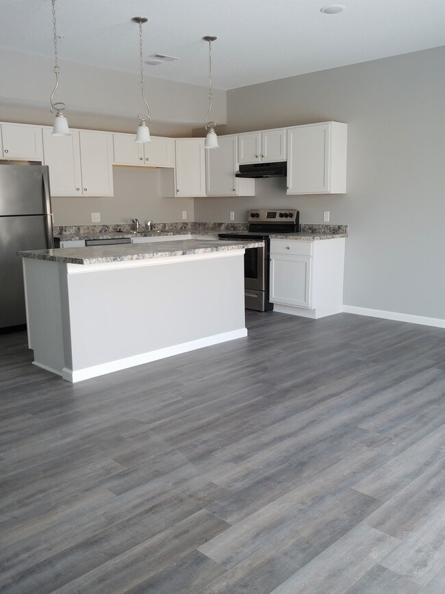 Photo - Evard Place - Solar Powered