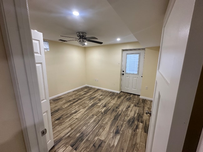 Photo - 7351 Waldman Ave