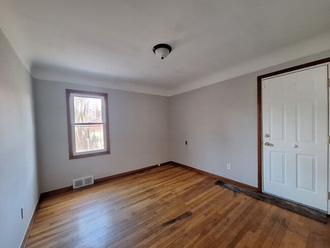 Photo - Cozy Bungalow