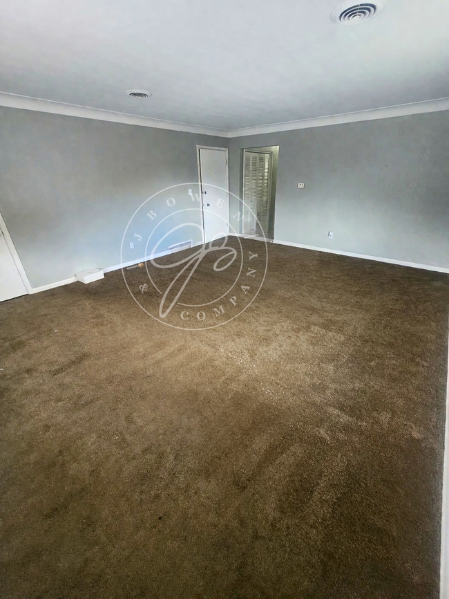 Photo - Charming 1-Bed with Spacious 1050 Sq Ft Layout in Toledo's Heart! Unidad #2