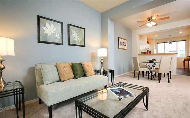A Cambridge Townhome with 2 Beds and 2.5 B... - A Cambridge Townhome with 2 Beds and 2.5 B...