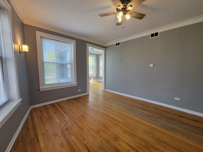 Photo - 1205 W Farwell Ave Unit 3