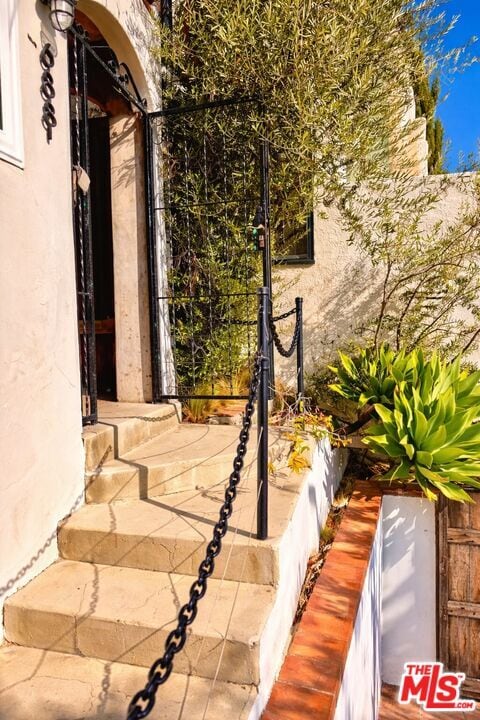 Photo - 6881 Yeager Pl