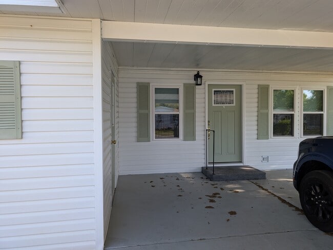 Building Photo - 3117 Tree Frog Ln