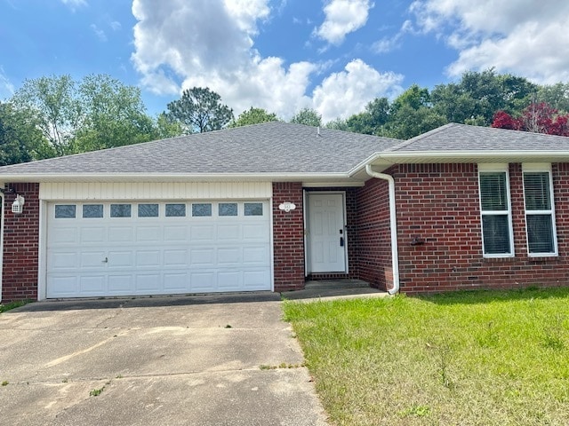 Building Photo - Welcome Home to this 3/2 beautifully Designed for both Relaxation & Entertaining