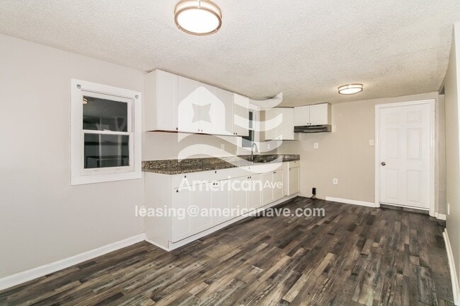 Photo - 2824 22nd St