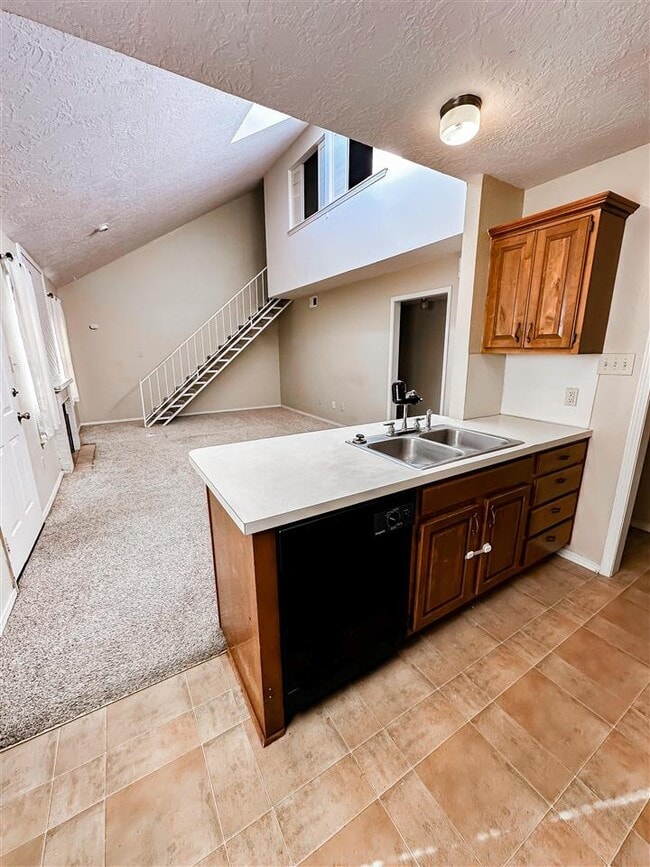 Photo - 6818 NW Willow Springs Dr