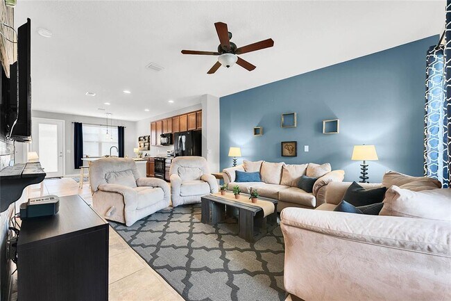 Photo - 7254 Duxbury Ln