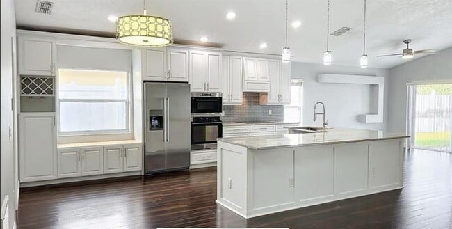Photo - 167 Haversham Way