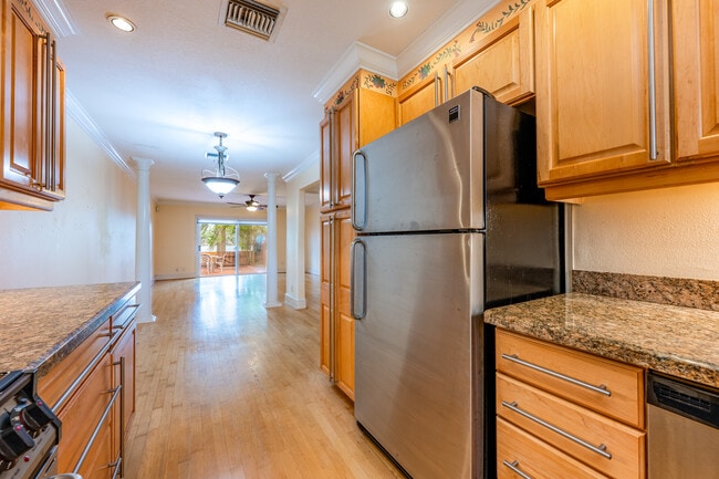 372 Georgetown Dr