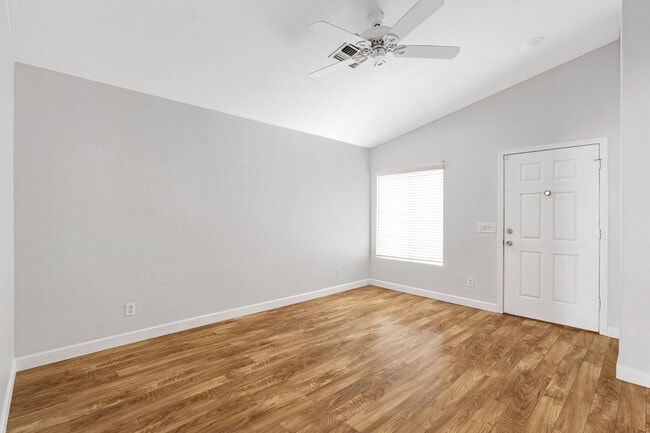 Photo - 11518 W Paradise Dr