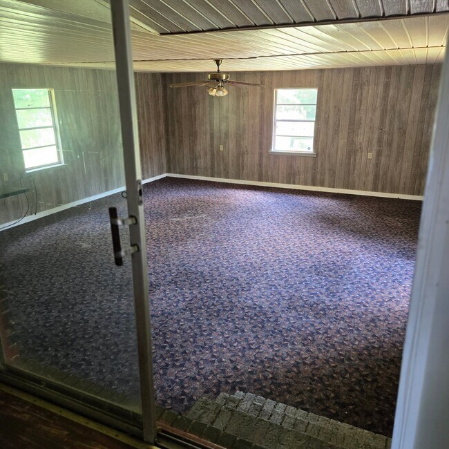 Photo - 222 Hwy 62