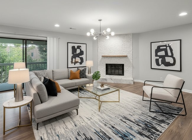 Photo - 2017 Powers Ferry Trce SE Unit 2017