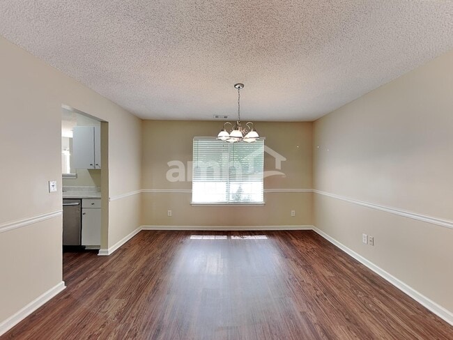 Photo - 4445 Tuckahoe Ct